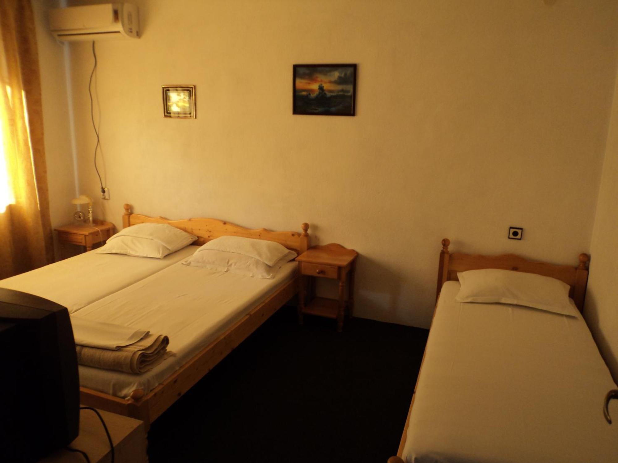 Guest House Drazhev ابزور المظهر الخارجي الصورة