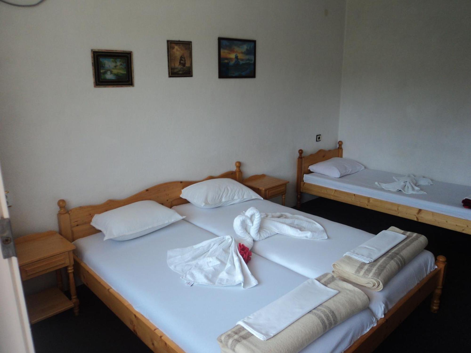 Guest House Drazhev ابزور المظهر الخارجي الصورة