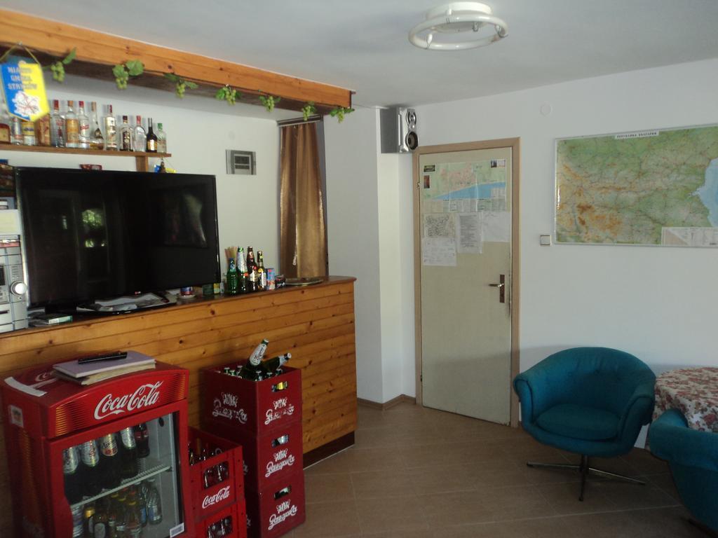 Guest House Drazhev ابزور المظهر الخارجي الصورة